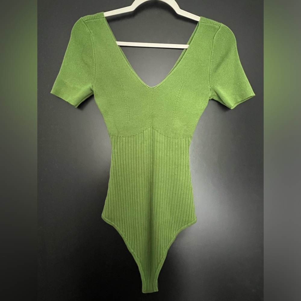 Abercrombie & Fitch Short-Sleeve V-Neck Sweater Bodysuit (Green)